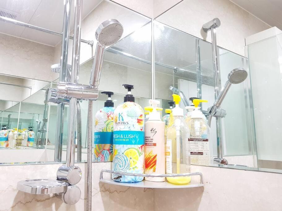 Apartment The Art House Hongdae 7min M1-3 홍대 *